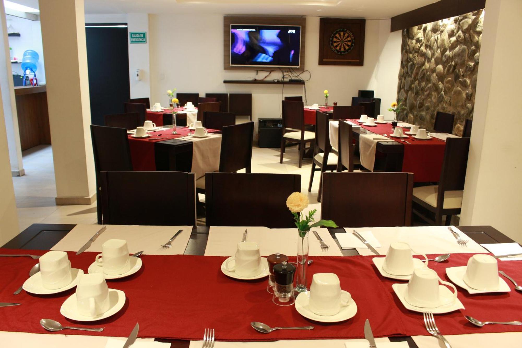 Hotel Santiago De Compostella Suites Куэнка Экстерьер фото
