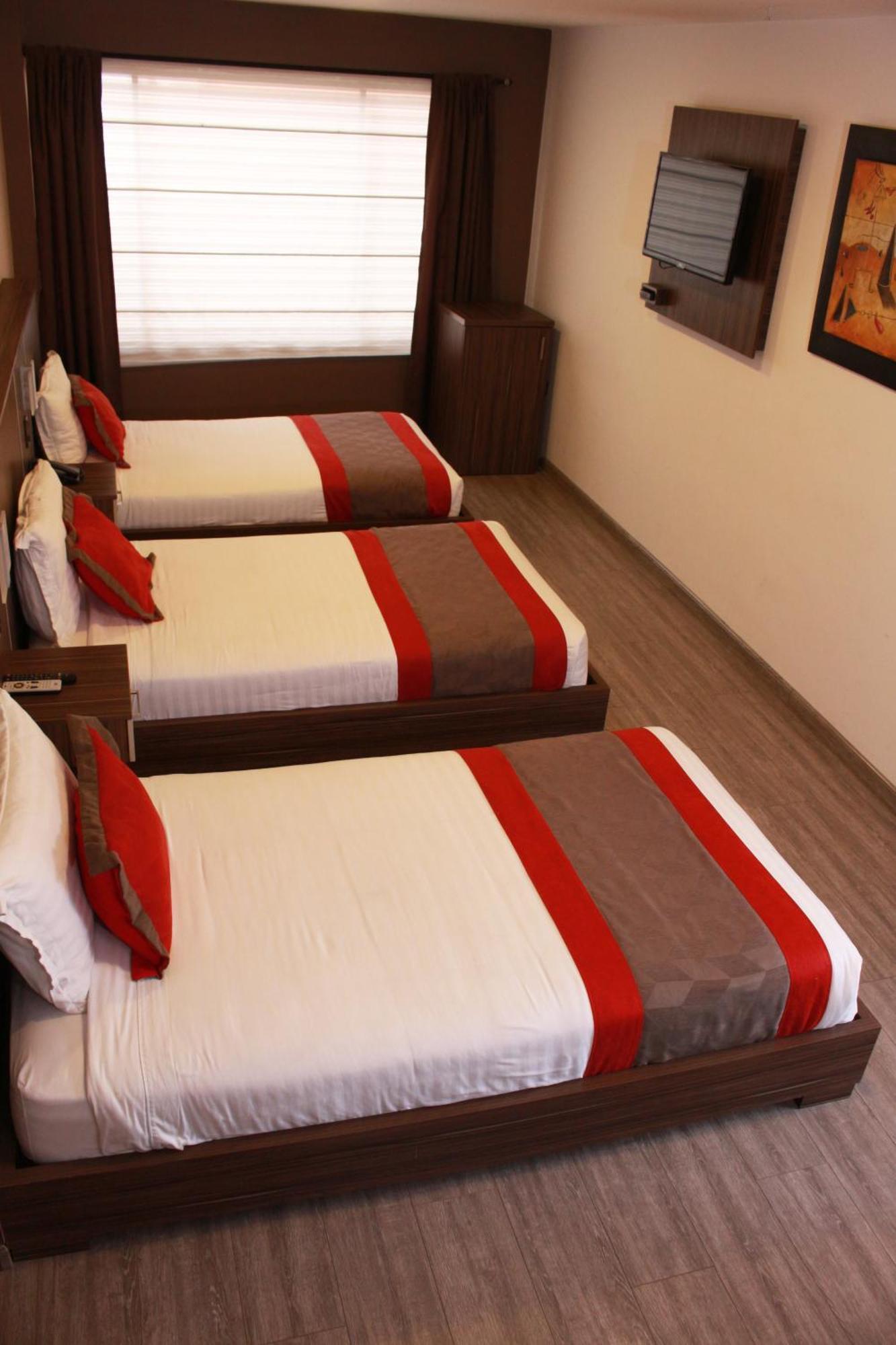 Hotel Santiago De Compostella Suites Куэнка Экстерьер фото