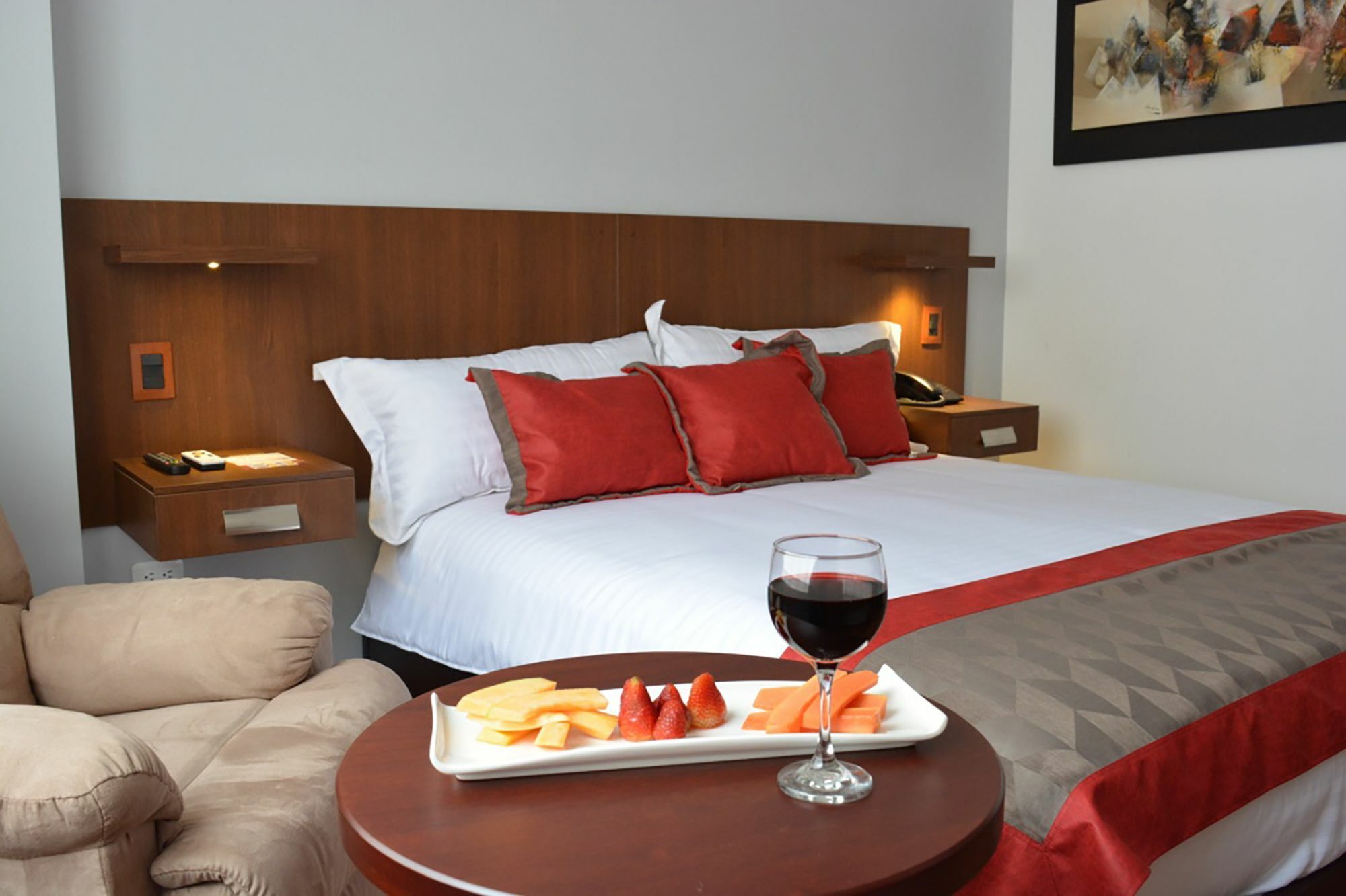 Hotel Santiago De Compostella Suites Куэнка Экстерьер фото